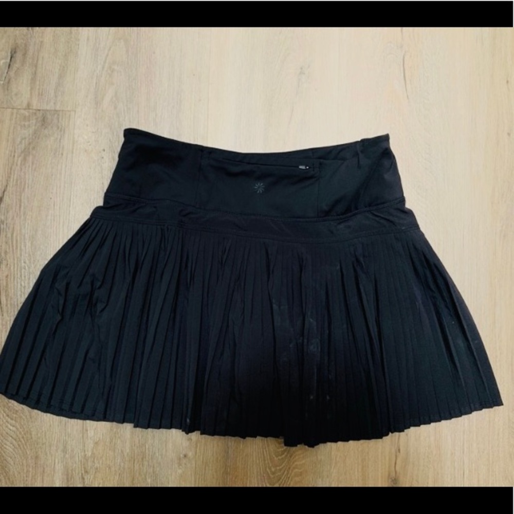 Athleta tennis skirt: Small Barely worn black